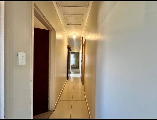 3 BEDROOM PROPERTY TO RENT IN BISLEY